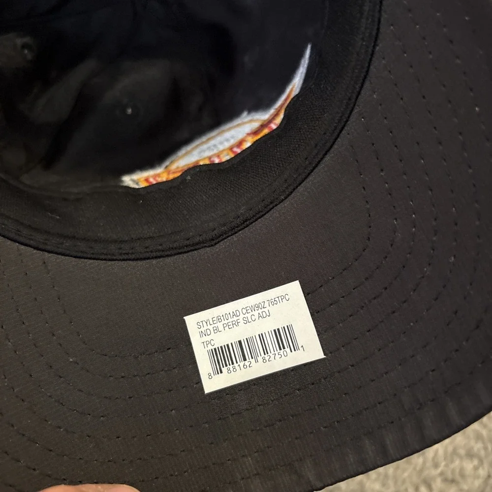 Indy Fuel Hat Reebok Center Ice ONE SIZE FITS ALL Baseball Cap Red Black ECHL